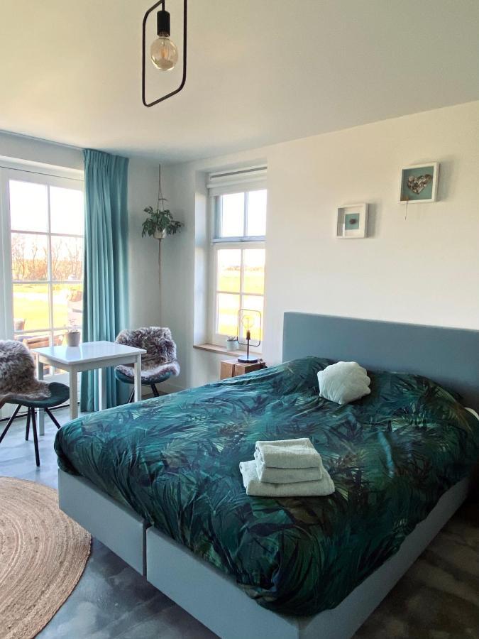 Bed & Breakfast Bed No Breakfast De Kapitein